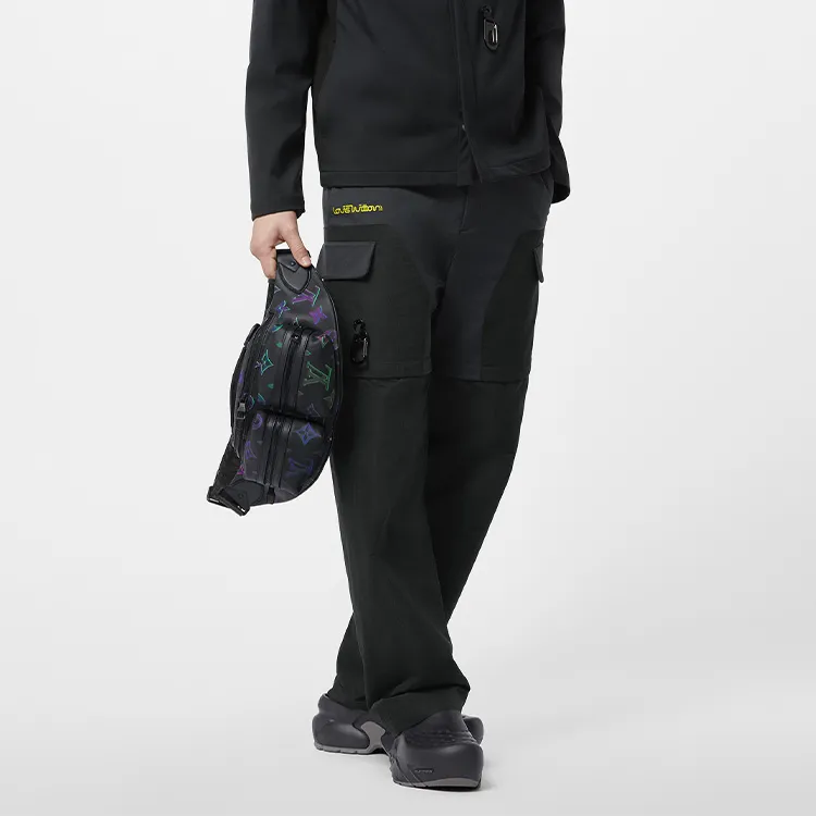 LOUIS VUITTON Bumbag Comet Black Borealis-10
