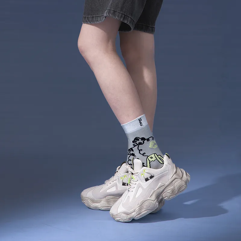 TOOCI Unisex Mid Calf Socks-4