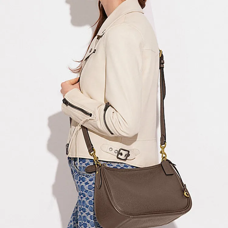 COACH Cary Handbags-4