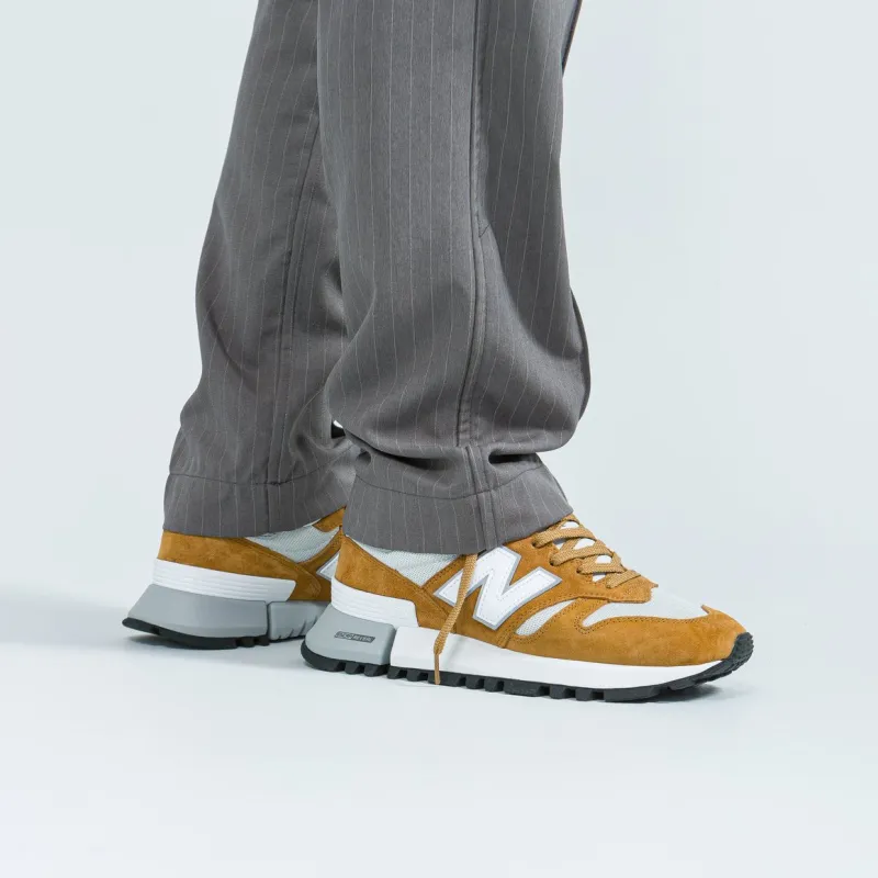 New Balance RC1300 Tan-5