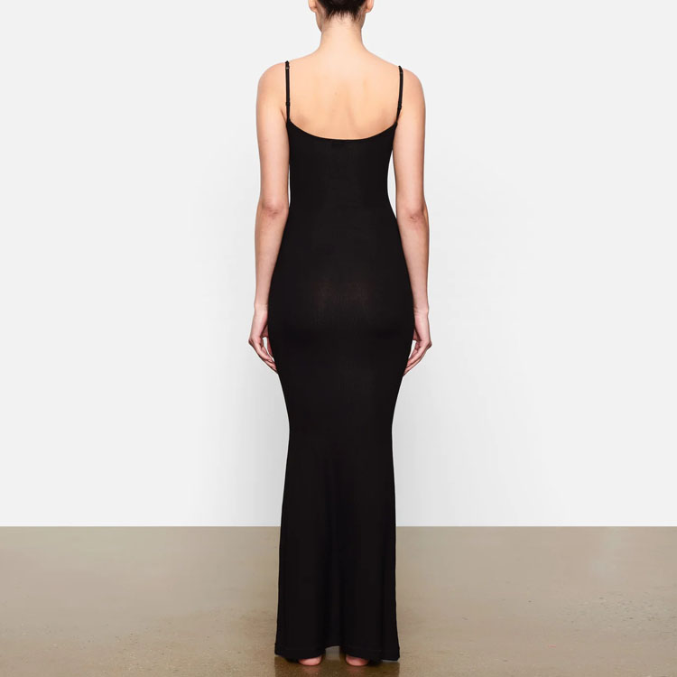SKIMS ソフトラウンジ ロングスリップドレス SOFT LOUNGE LONG SLIP DRESS | ONYX