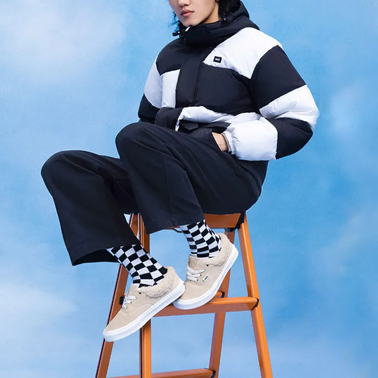 Vans Down Jacket Unisex Black White-3
