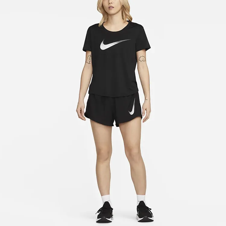Nike Dri-FIT One Women'ss Logo Crewneck T-Shirt Black-2