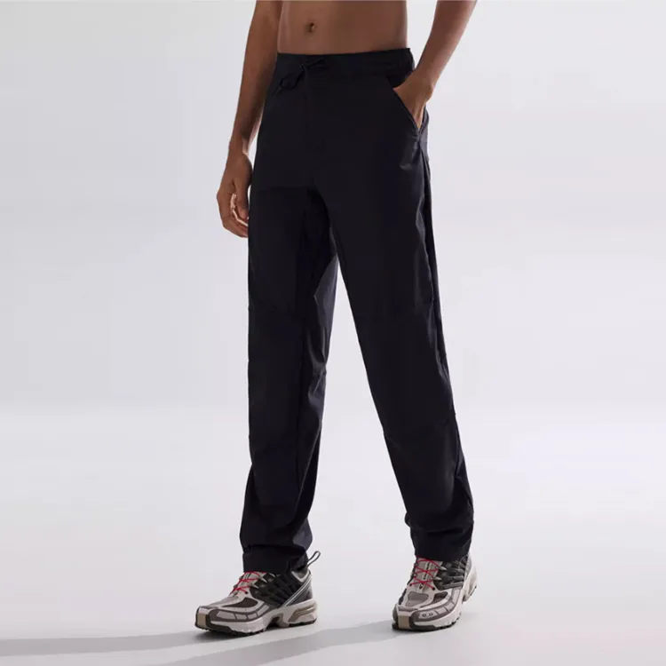 SALOMON Knitted Sweatpants Men Pitch Black-3