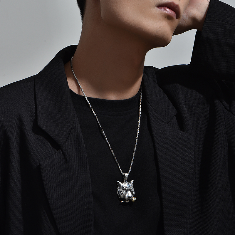 MAGLIANO T58017843LU4309 関税送料込 MYSH Necklaces Men Tiger Pendant Pendant + 21.7 inch