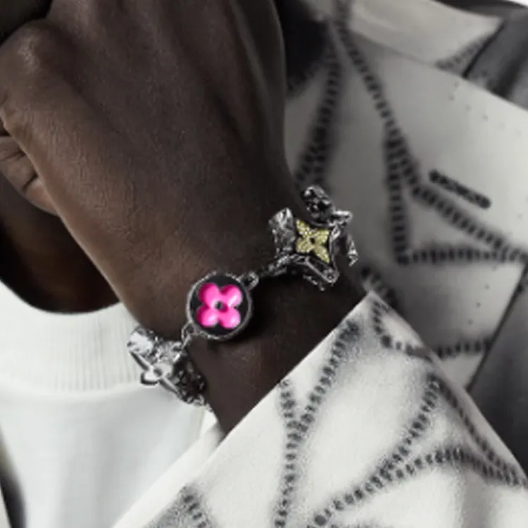 LOUIS VUITTON Mng Big Party Bracelet-2
