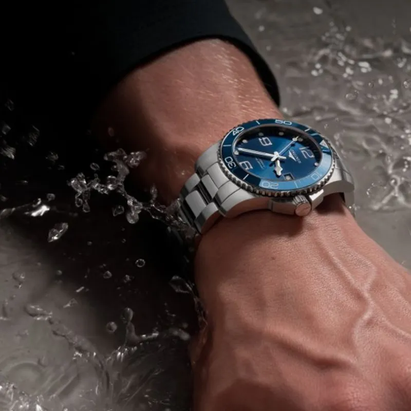 LONGINES Men Comcast Diving Collection Watch-8