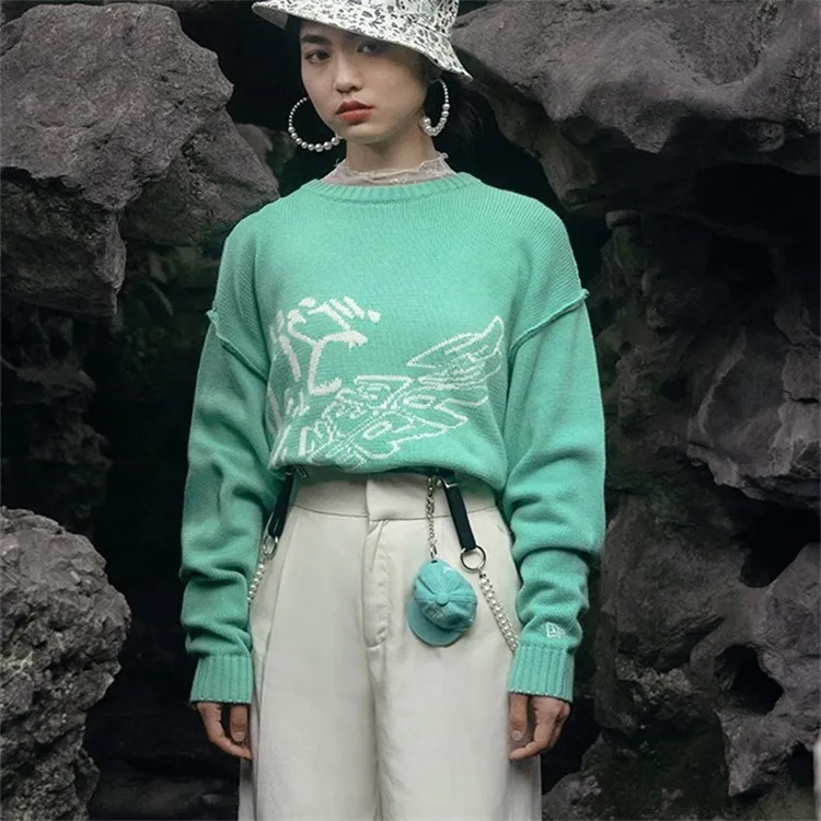 New Era SS22 Sweater Unisex Green-2