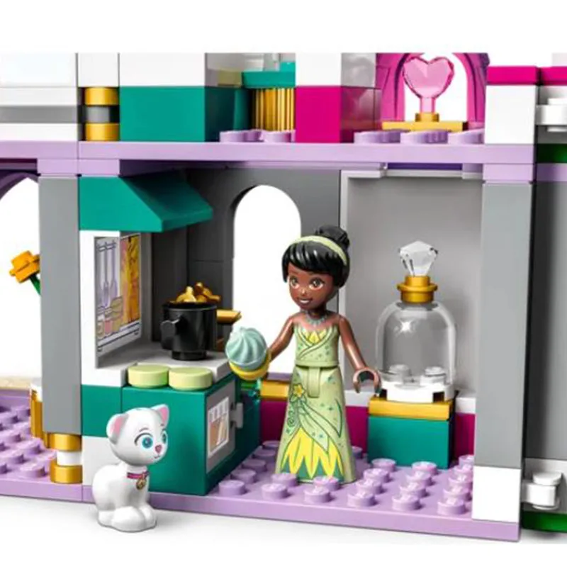LEGO Disney, Adventure Castle Building Blocks 698pcs 43205-6