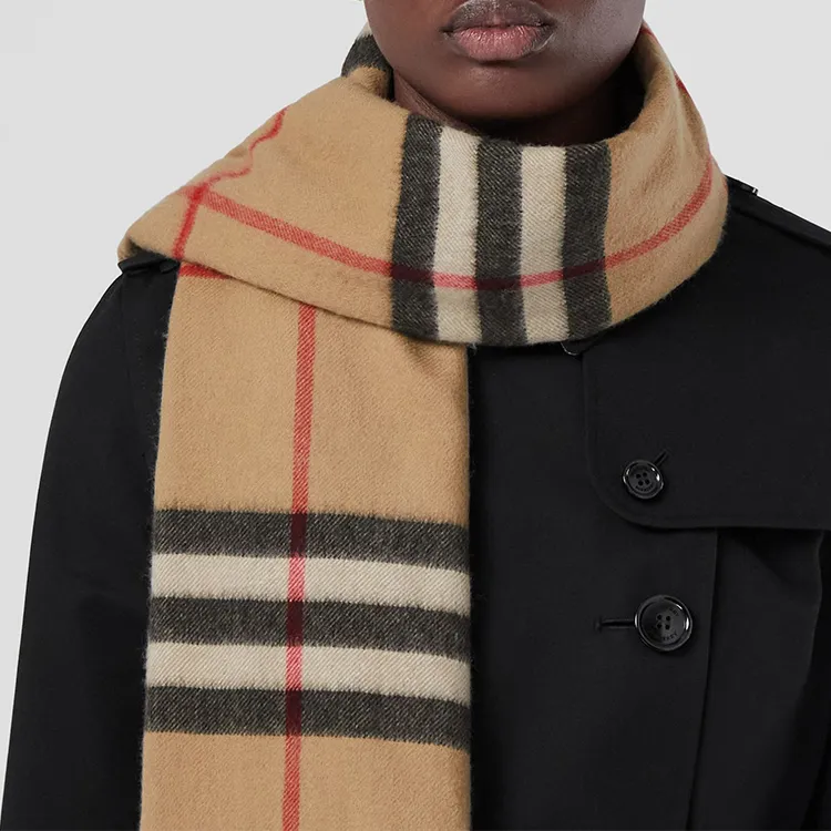 Burberry Exaggerated Check Cashmere Scarf-1