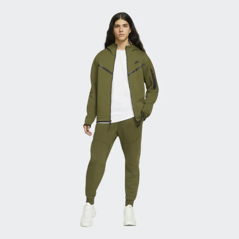 Nike Sportswear Tech Fleece Pant-1