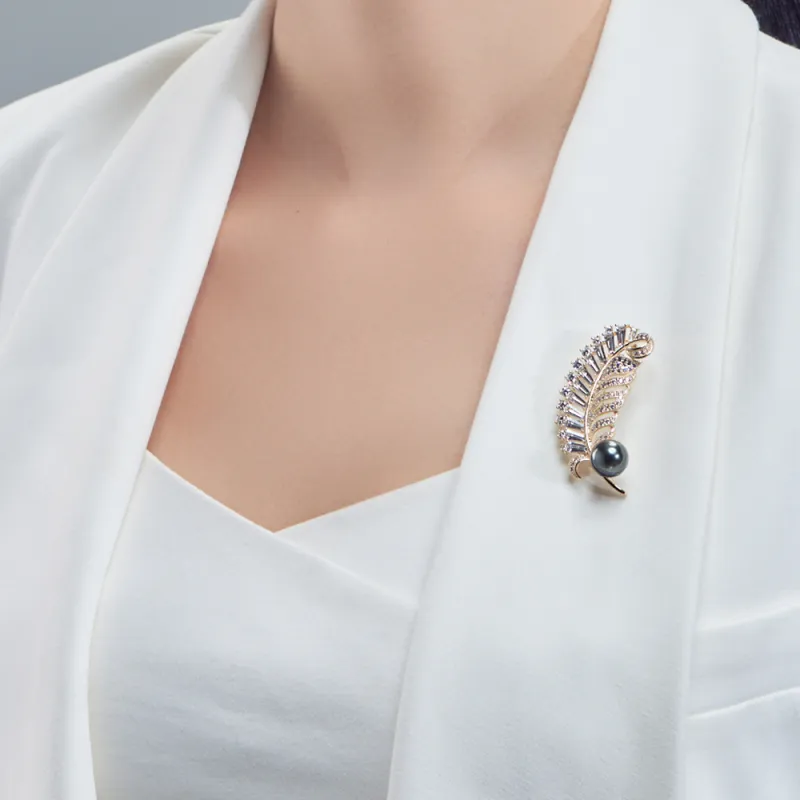 CLORIS YING Pearl Brooch Women's Golden South Sea Pearl Tahitian Black Pearl Brooch Women's-4