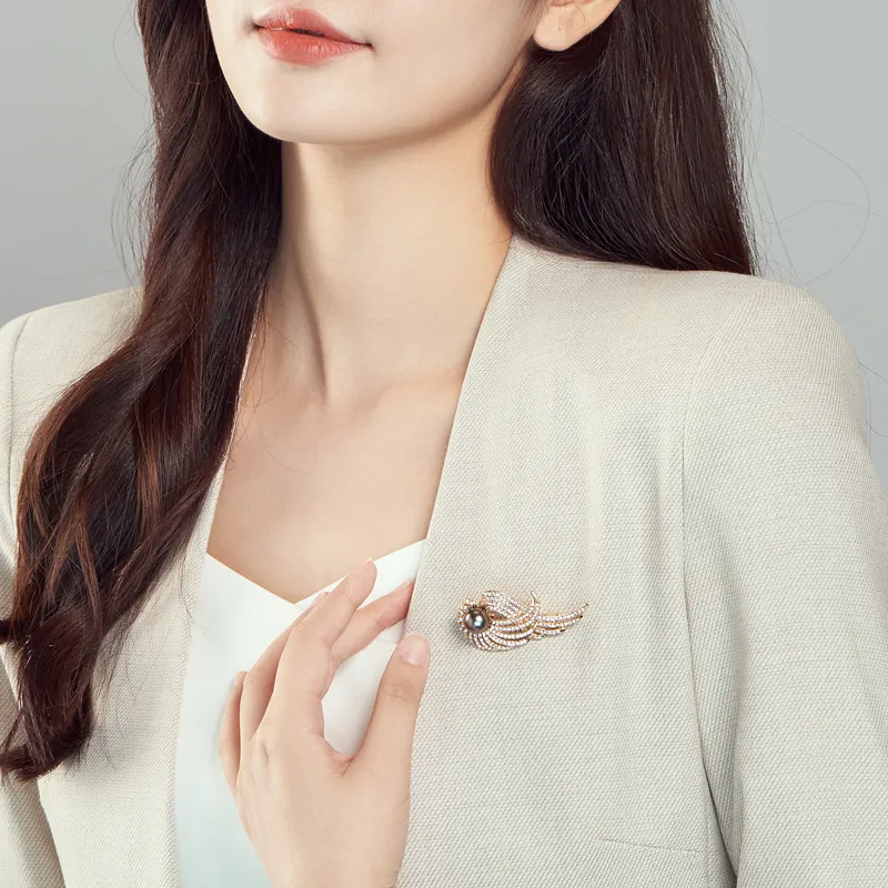 CLORIS YING Pearl Brooches Women's-1