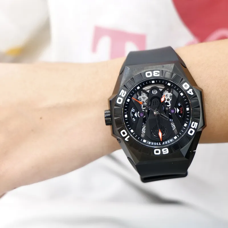 REEF TIGER Black Shark Collection Automatic Mechanical Movement Watch Men's Watches Black Dial RGA6922-BBR-6