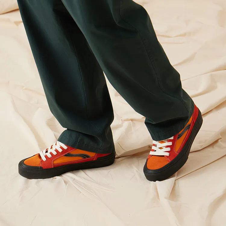 OddCIRKUS Astley Neon Balance Abrasion Resistant Slip Resistant Low Top Skateboard Shoes Unisex Orange-8