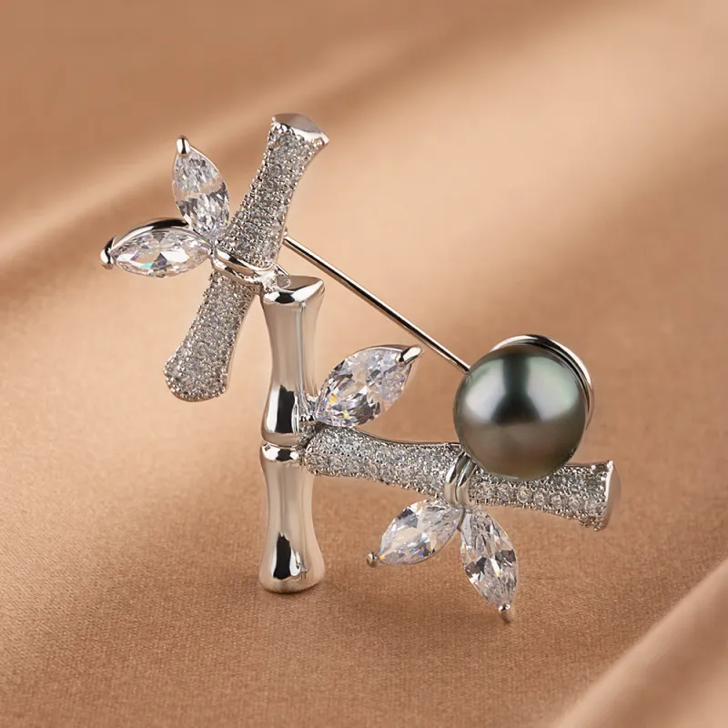 CLORIS YING Pearl Brooches Women's-1