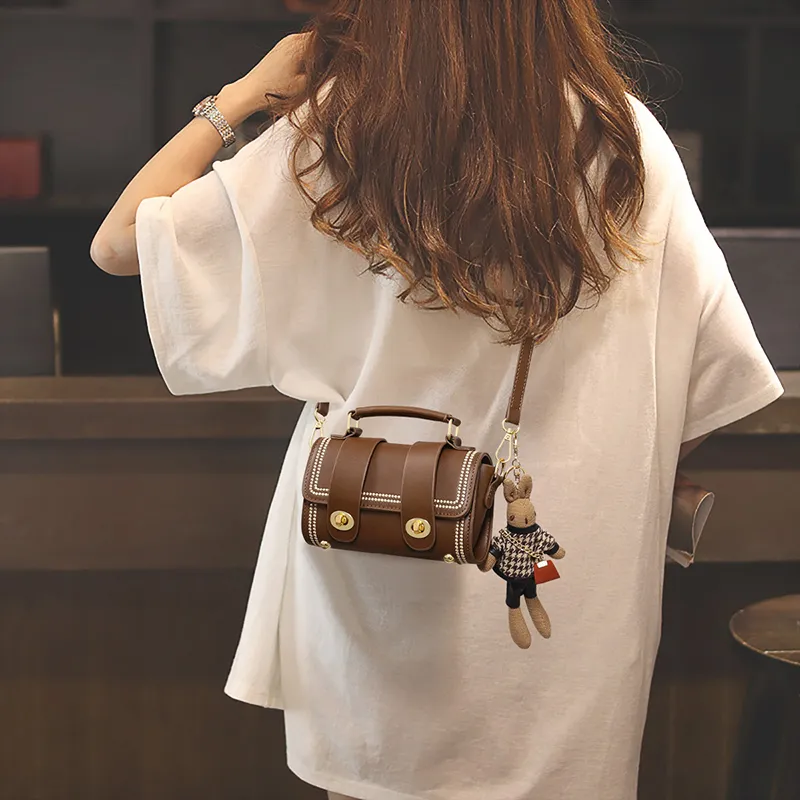VINEY Cow Leather Shoulder Bag, Crossbody Bag, Handbag Regular Women's Brown-1
