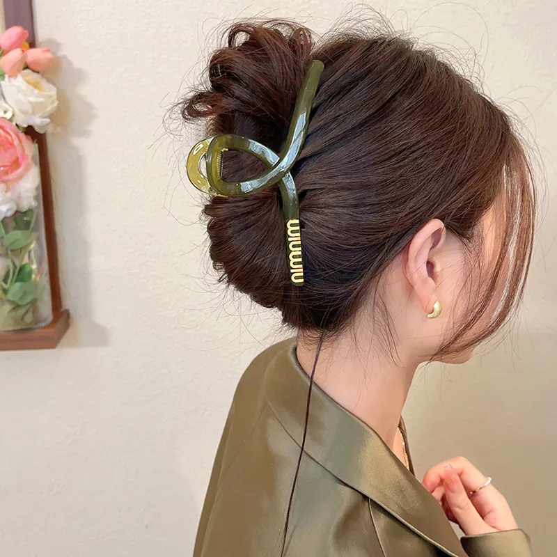 SENDME Hair Clips Women's-12