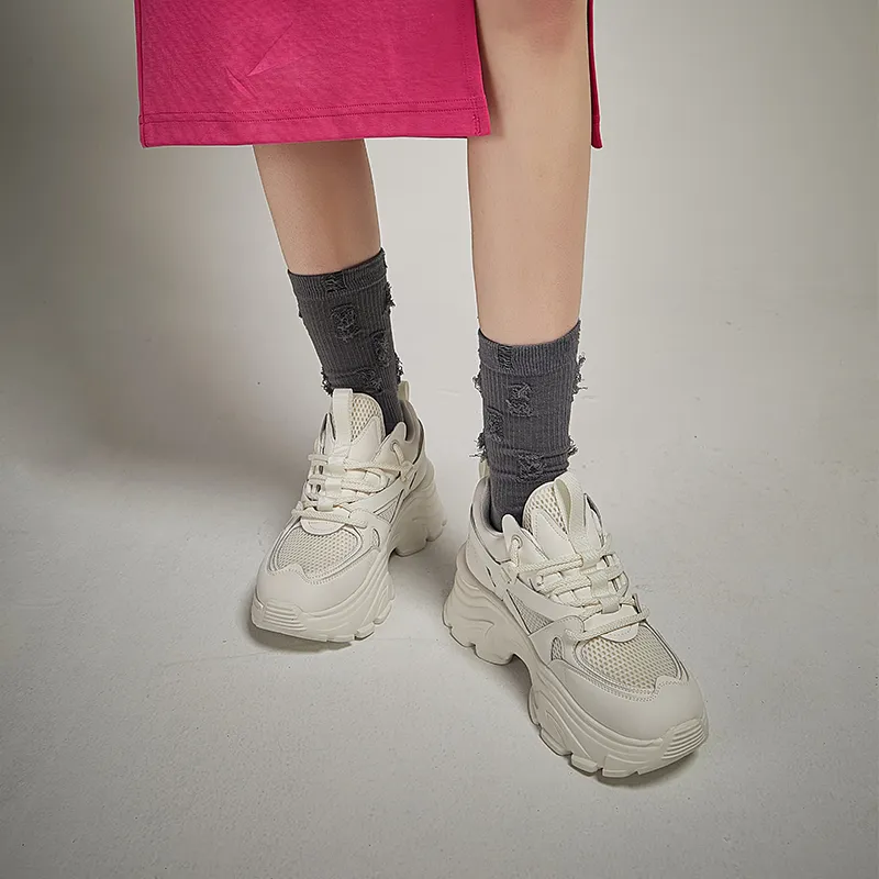 IN&IN Chunky Sneakers Women's Low Top Black/White-8