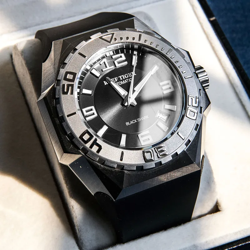 REEF TIGER Black Shark Collection Automatic Mechanical Movement Watch Men's Watches Black Dial RGA6903X JBH-1