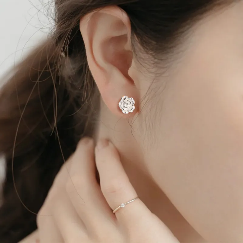 PIARA Stud Earrings Women's Silver-2