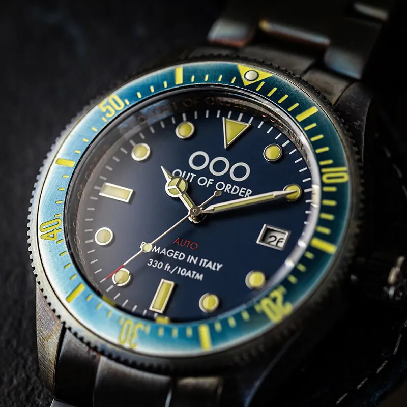 OUT OF ORDER Men Watch-1