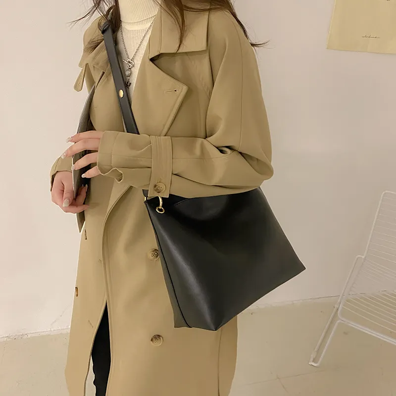 MARKANGARO PU Leather Tote Large Size Women's Brown \ Black-8