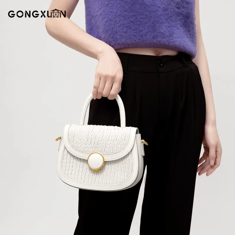 Gong Xuan Handbags Cloud Top Milkshake-8