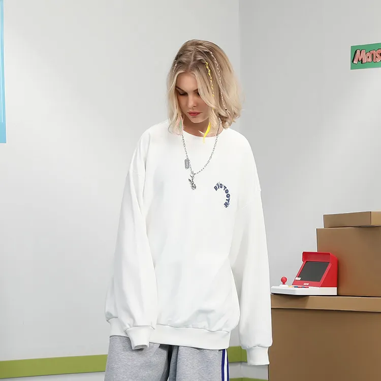 Bt Crew Neck Loose Fit Regular Sweatshirt Unisex-7