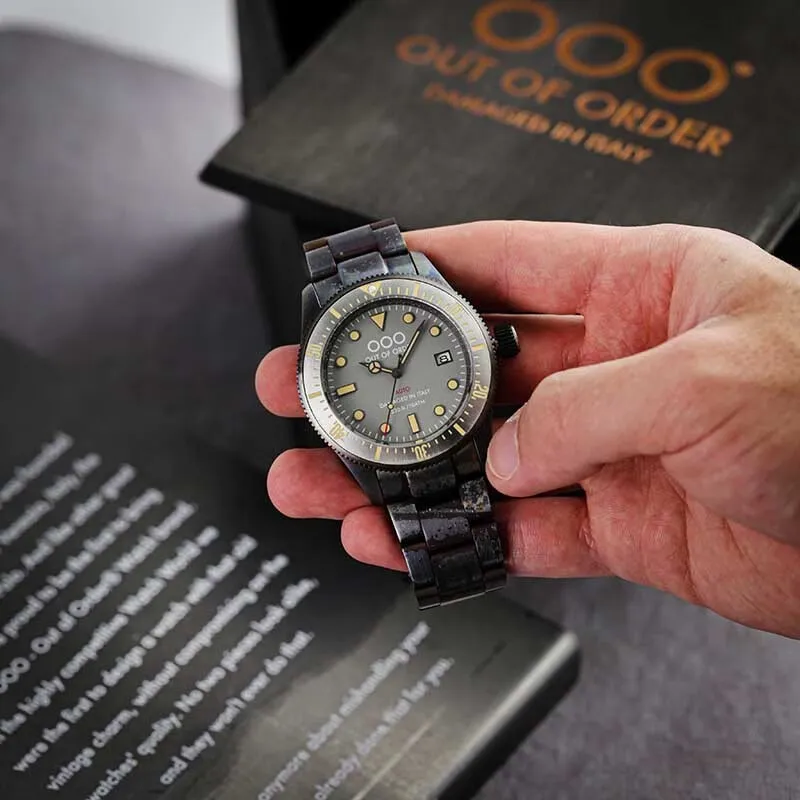 OUT OF ORDER Wrist Watch Automatic Mechanical Movement Stainless Steel Strap Gray Dial Men's Watches OOO.001 16.2.GR-1