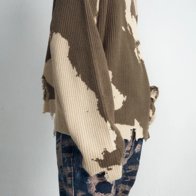 Createexploreexpandconquer Distressed-finish Sweater-12