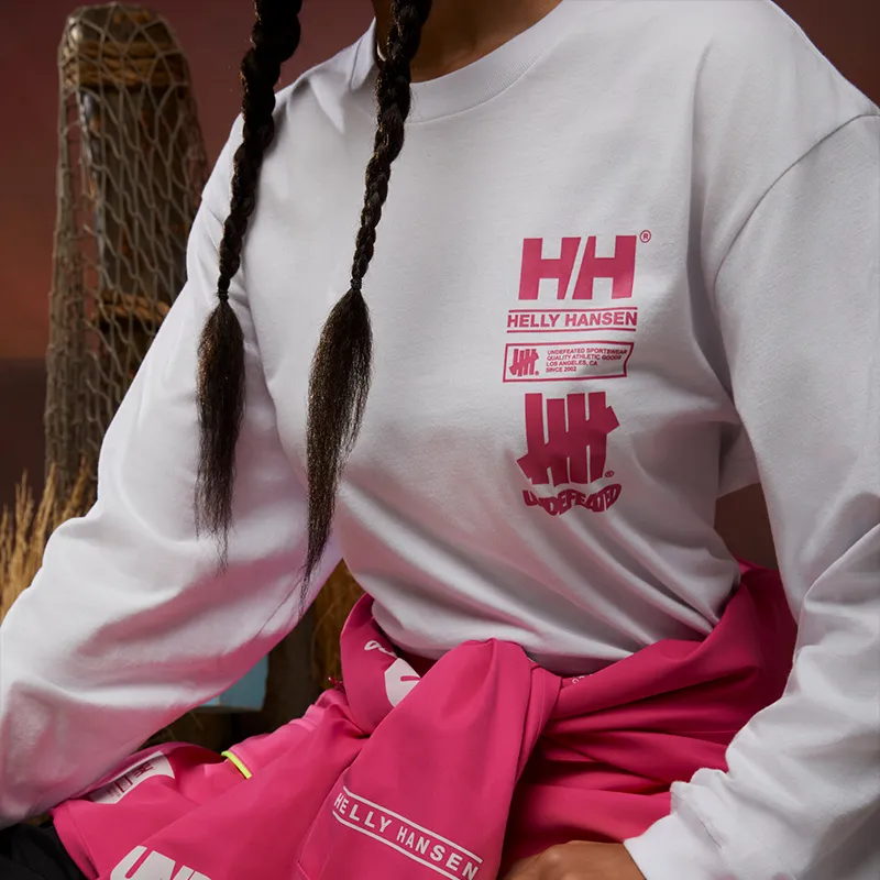 UNDEFEATED x Helly Hansen FW22 T-Shirt Unisex-4
