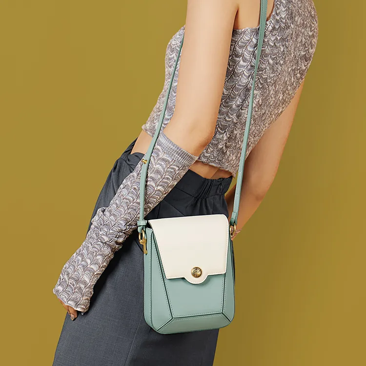 Gong Xuan Cow Leather Cell Phone Pouch, Shoulder Bag, Crossbody Bag Trumpets Women's Clear And Verdant Crown-8