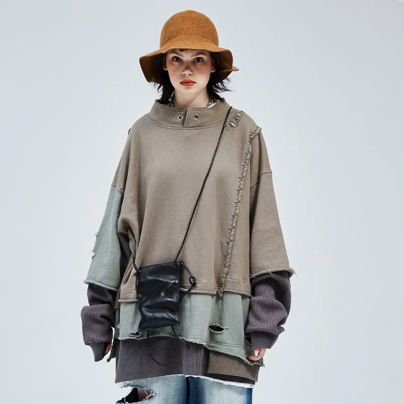 A SQUARE ROOT Sweatshirt Unisex Camel-4