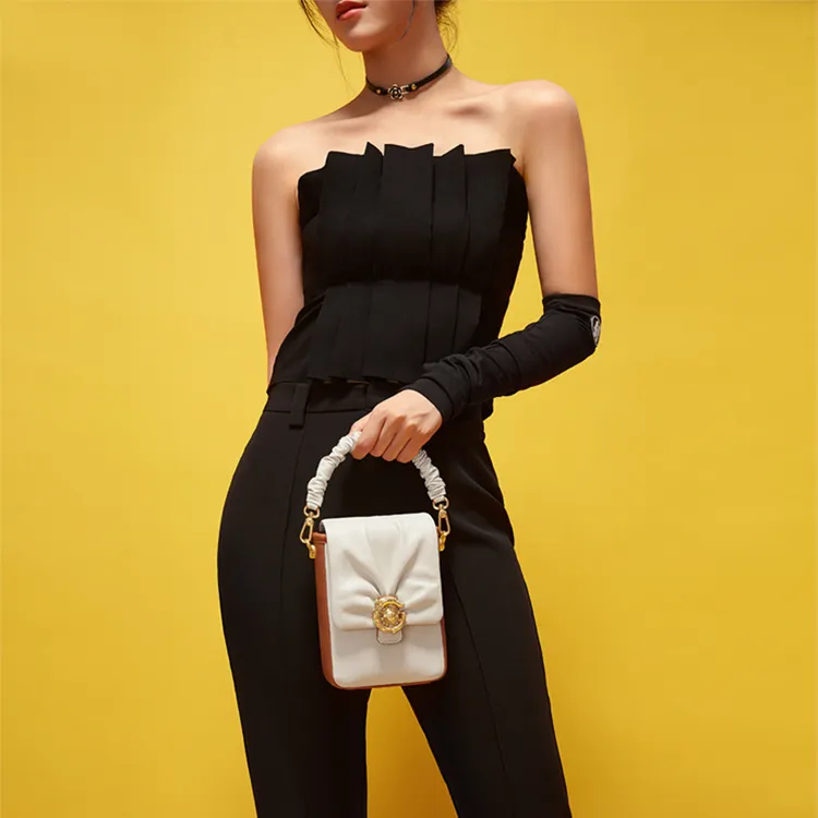 Gong Xuan Handbags Elegant White-5