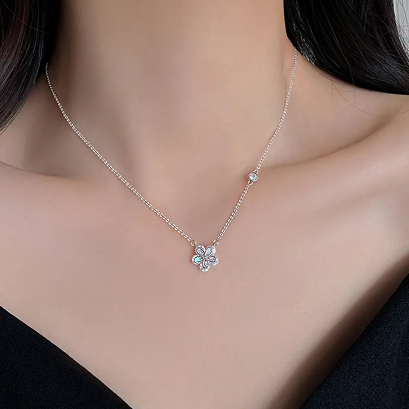 MOVER Necklaces Women's-2