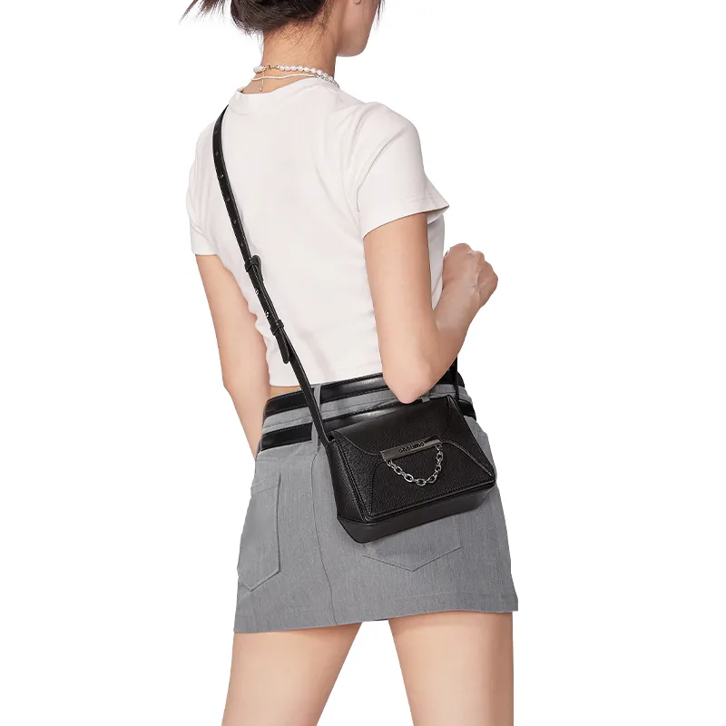 ONE TIME Synthetic Leather Stackable Shoulder Bag Regular Women's White/Black/Metallic Silver-4