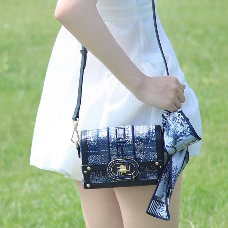 FION Crossbody Bags - Cheap Rcj Jordan Outlet FION Crossbody Bags - Cheap Rcj Jordan Outlet