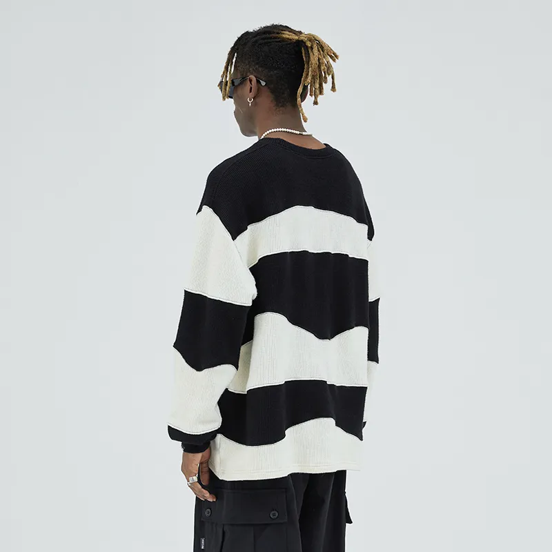 RELABEL Loose Fit Sweater Unisex Black-4