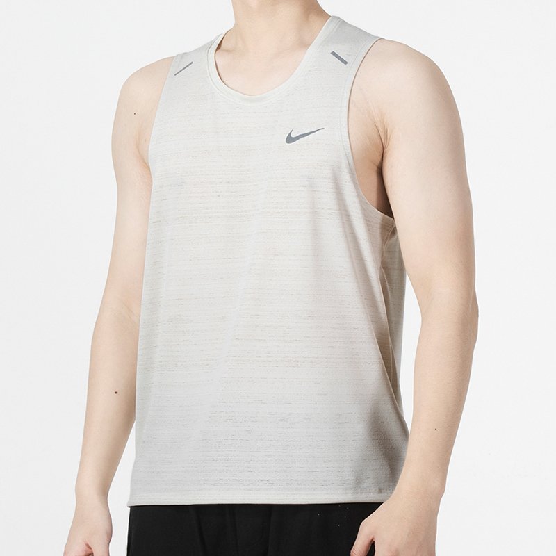 トップス Nike tank top Nike Stride Men's Dri-FIT ADV Running Tank Top. Nike.com