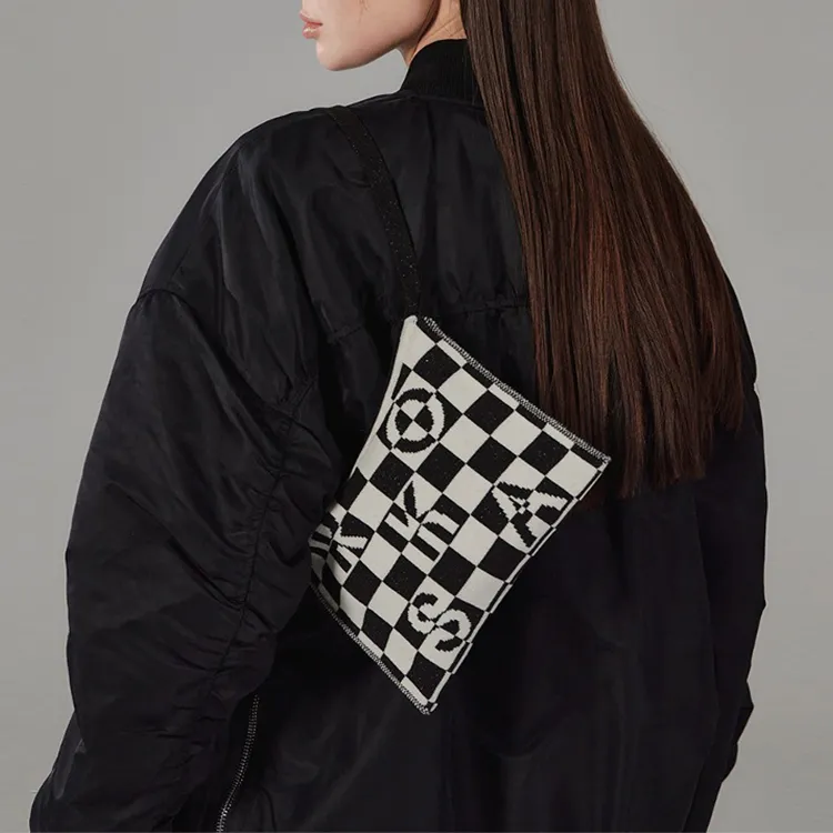 ROSA.K Shoulder Bags-23