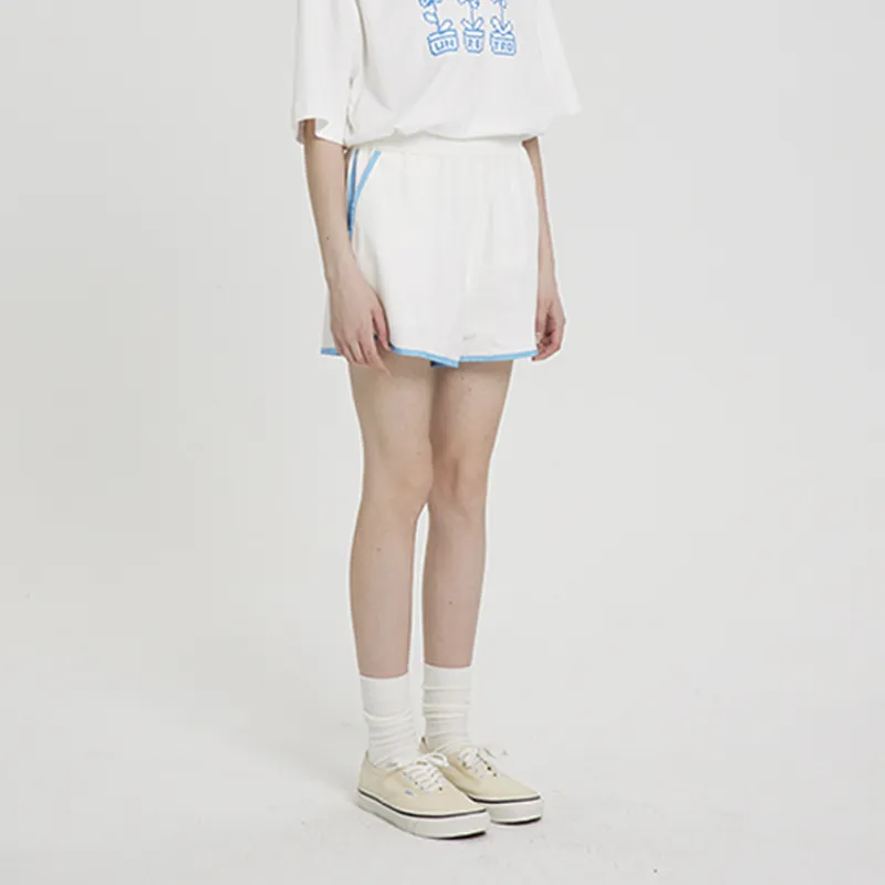 UNRETRO Casual Shorts Women's White-2