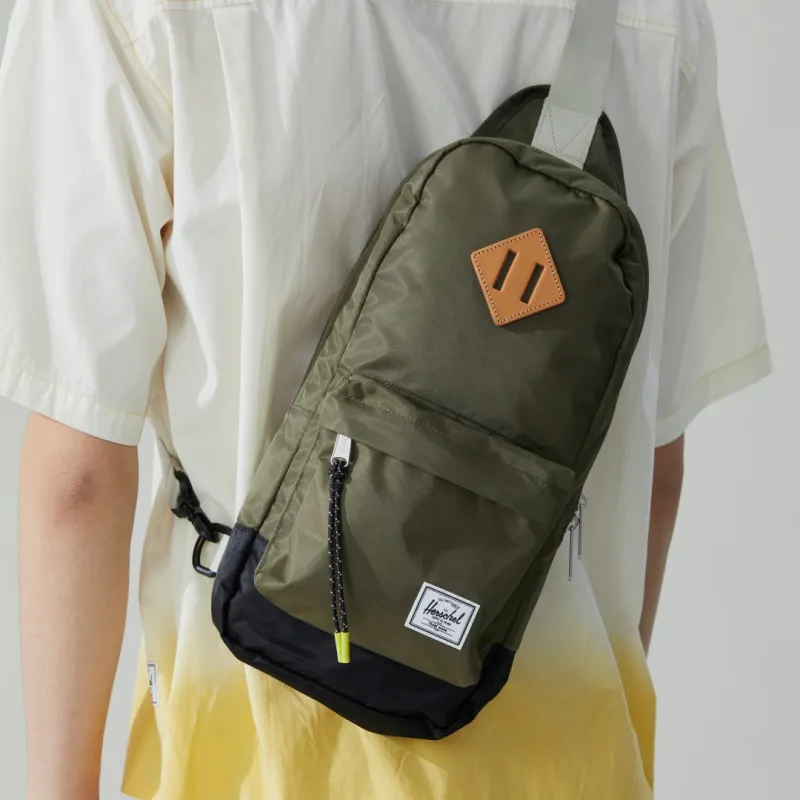 Herschel Recycled Material One Shoulder Crossbody Cell Phone Pouch Mini Unisex Ivy Green-4