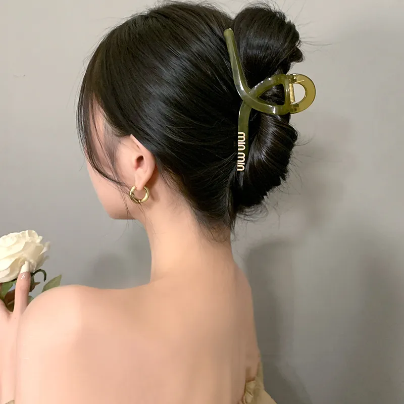 SENDME Hair Clips Women's-11
