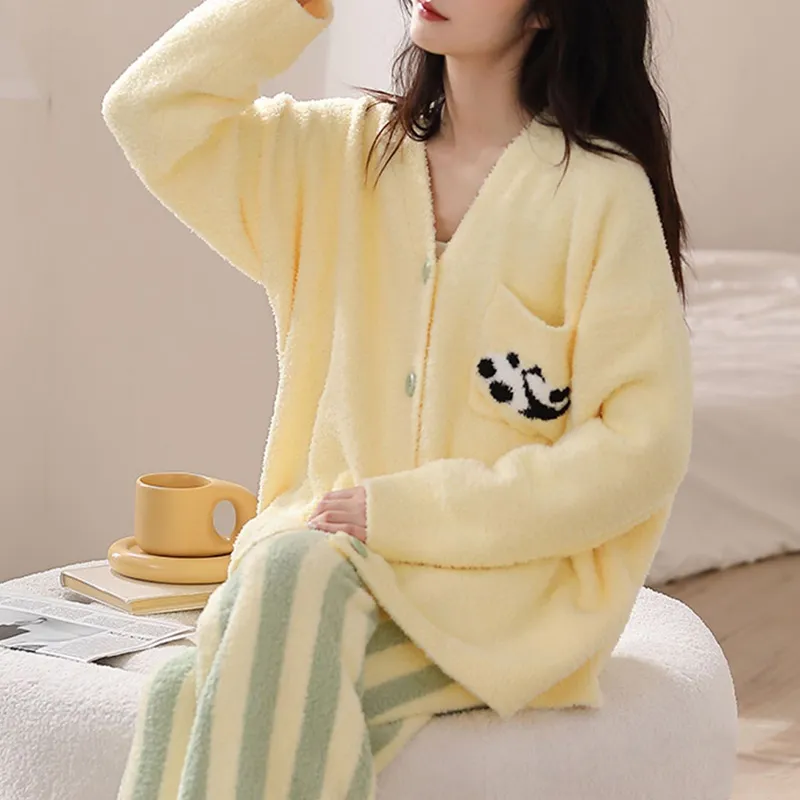 Xiang Ning Pai Women's Pajama Sets-4
