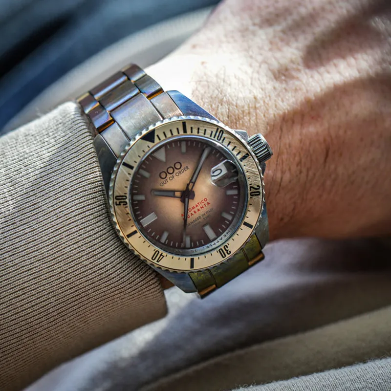OUT OF ORDER Men Watch-1