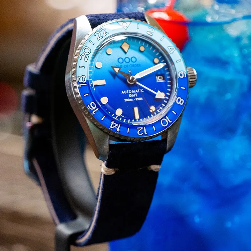 OUT OF ORDER Wrist Watch Automatic Mechanical Movement Leather Watch Bands Blue Dial Unisex OOO.001 25.BB-1