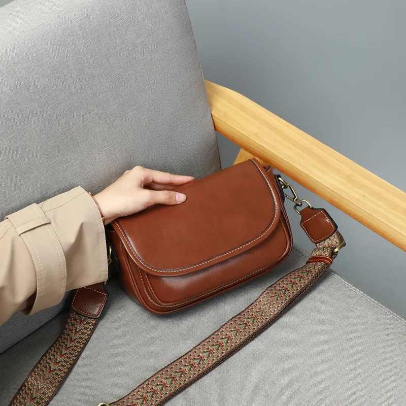 VINEY Cow Leather Bonded Synthetic Leather Small Square Bag Shoulder Bag Small Size Women's Dark Brown-4