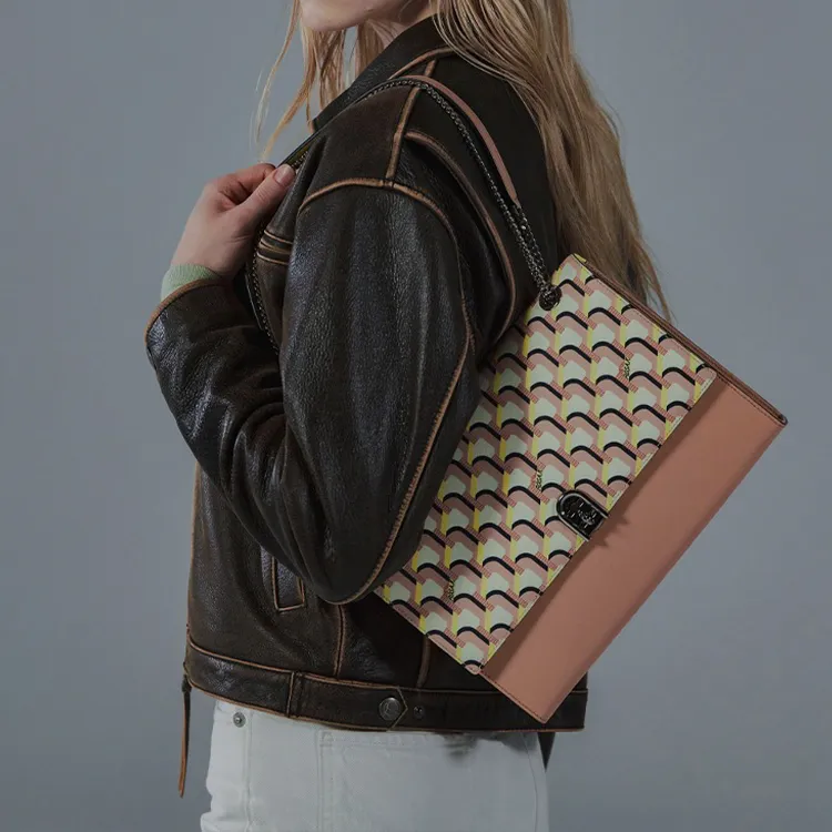 ROSA.K Shoulder Bags-11
