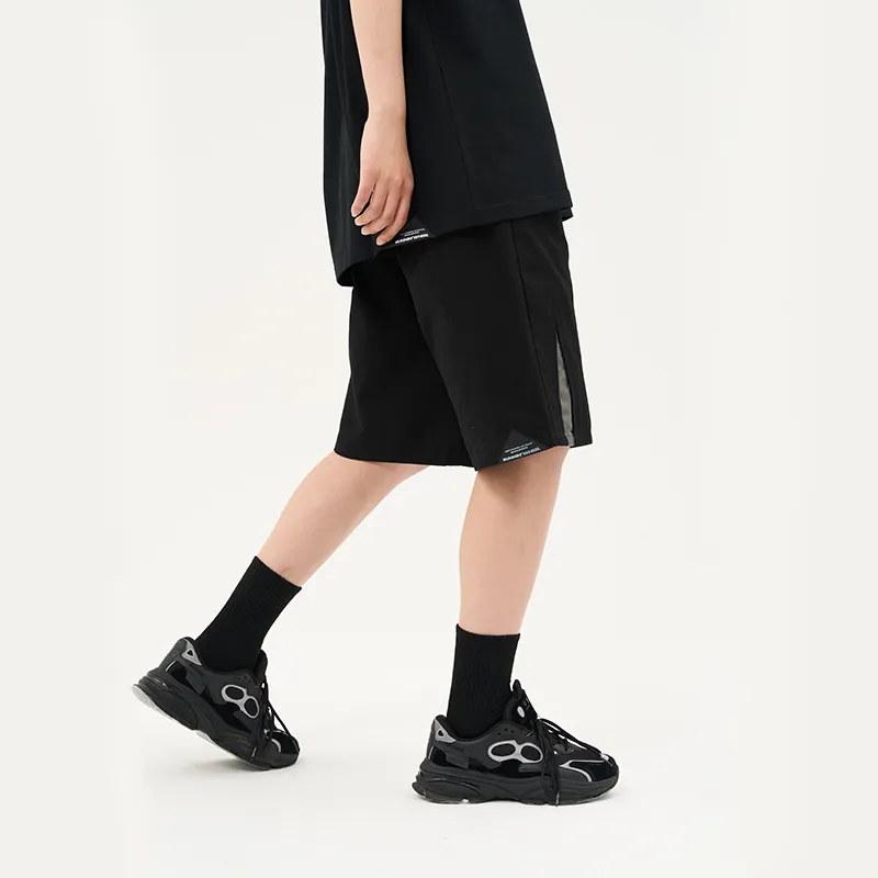 RUNNINWHEEL Loose Fit Shorts Unisex Black-2